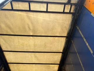 Volvo FM 330 2011 - 6X2 DHOLLANDIA 2000 KG LAST STEERING AXLE CURTAINS obrazek 9