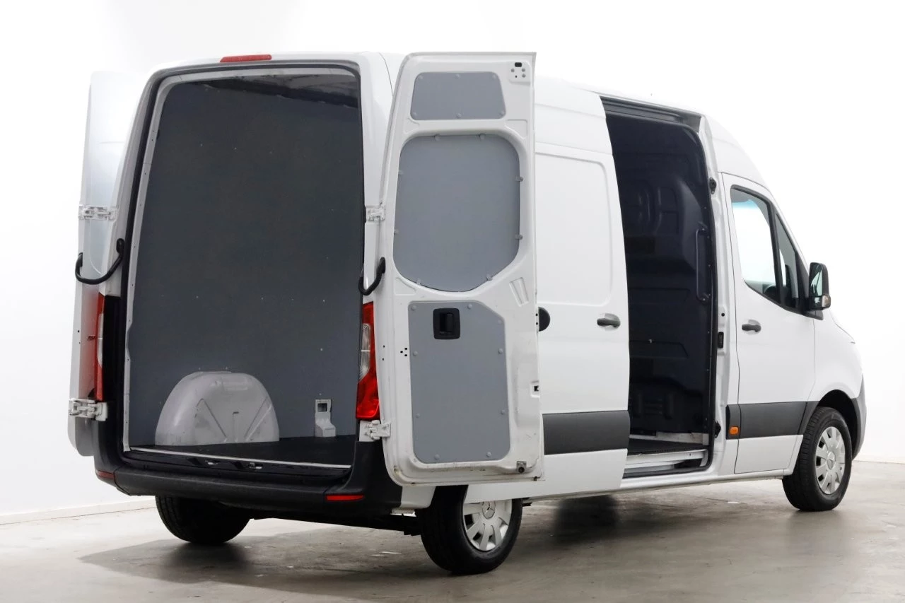 Mercedes-Benz Sprinter 2023 - 311 CDI 115pk L2H2 Airco/CarPlay 10-2023 obrázek 12