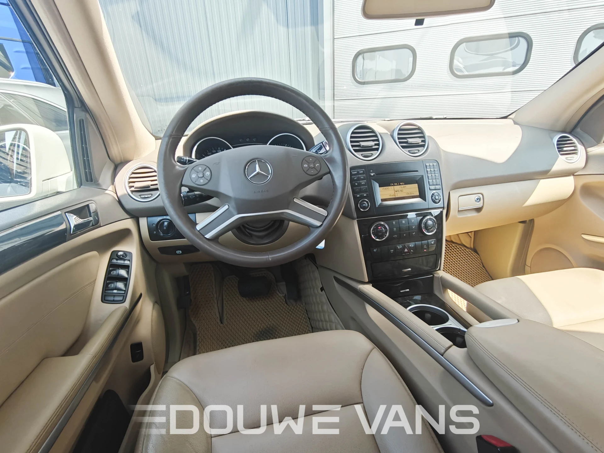 Mercedes-Benz ML 2010 - ML 350 4Matic Automaat Goed Onderhouden Parktronic obrázek 10