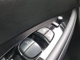 Nissan Leaf 2018 - Tekna 40 kWh soh 87%, camera. image 12