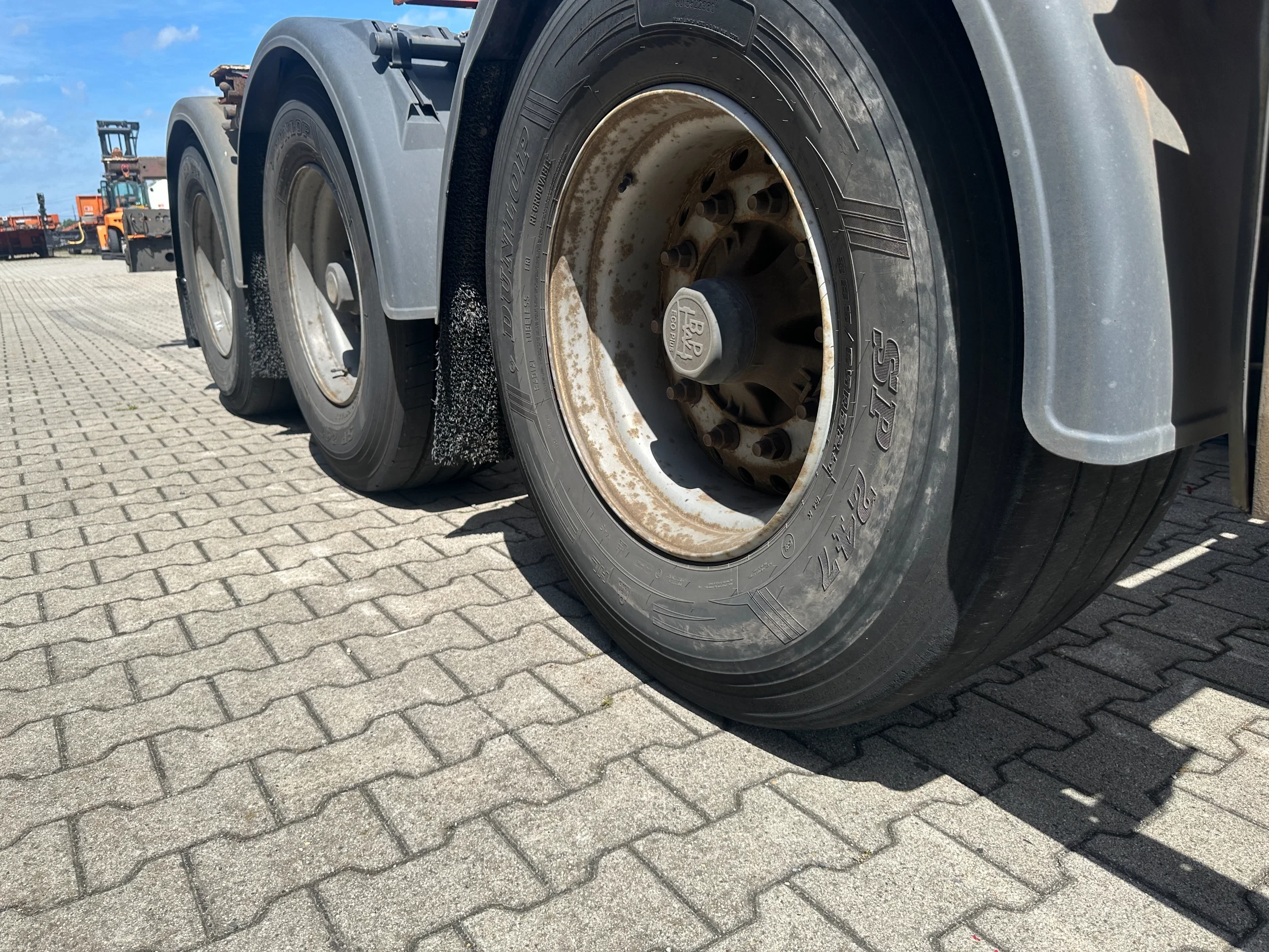 Krone 2015 - 40FT HIGH CUBE / BPW / DRUMBRAKES / NL-CHASSIS afbeelding 33