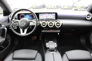 Mercedes-Benz CLA 2020 - 180 AUT7 Luxury Line PANORAMADAK LEDER MEMORY KEY-LESS GO MULTIBEAM SFEER NL AUTO imagen 2