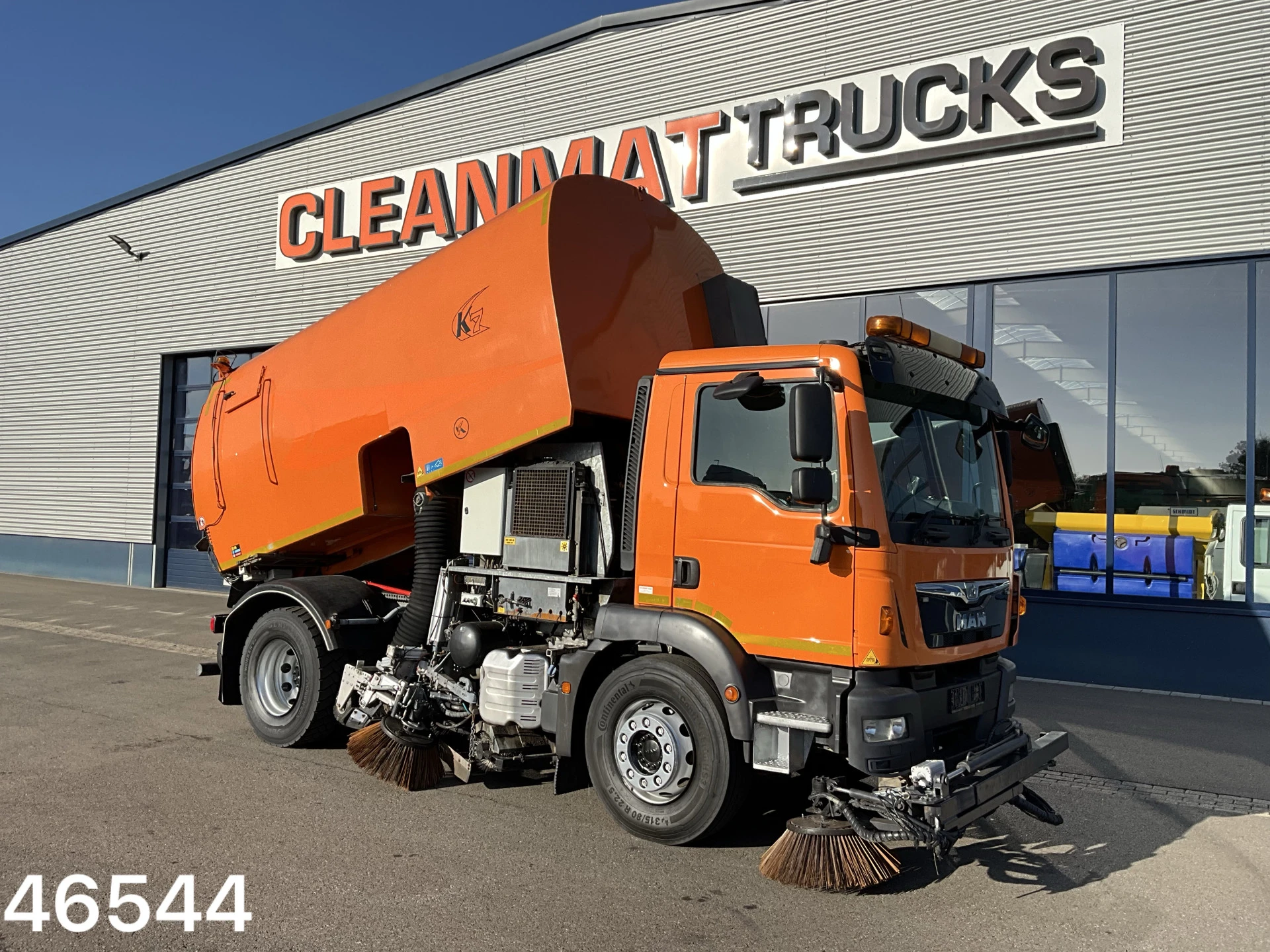 MAN TGM 2014 - 15.250 Euro 6 Kobit 7m³ Links en rechts vegend Just 177.171 km! afbeelding 1