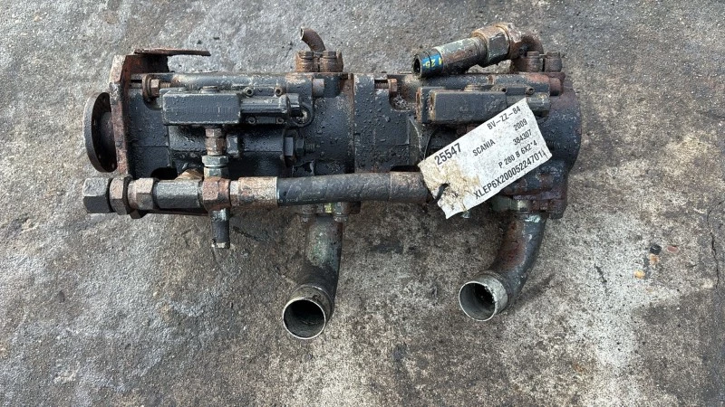 Diverse 2009 - SAUER DANFOSS MODEL 748-010003 FRONT PUMP CCW immagine 2