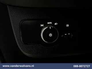 Mercedes-Benz Sprinter 2021 - 317 CDI 170pk L3H2 Euro6 Airco | Camera | Apple Carplay | Cruisecontrol | Chauffeursstoel obrazek 18