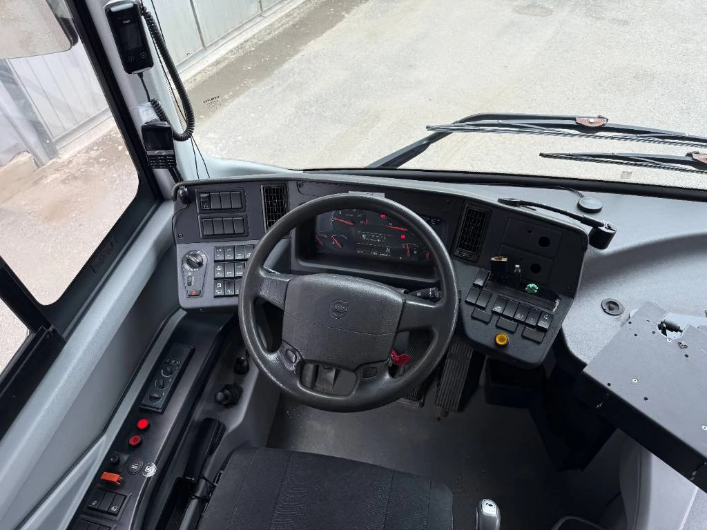 Volvo 2017 - 8900. 12,2m. 29 Units! Bild 19