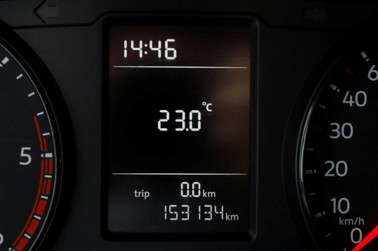 Volkswagen Amarok 2018 - 3.0 TDI V6 164pk 4Motion 4x4 Plus Cab Trendline Airco 12-2018 zdjęcie 17