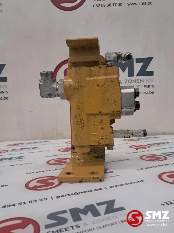 Caterpillar 2022 - Hydraulic valve Caterpillar immagine 1