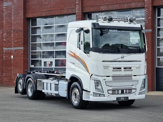 Volvo FH 2018 - 13.540 6x2 - HIAB Hooklift 21T - Retarder - 4.60 WB - Full air obrazek 2