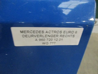 Mercedes-Benz Actros - A 960 720 12 01 DEURVERLENGER RECHTS EURO 6 imagen 2 miniatura
