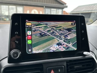 Citroën Berlingo 2024 - 1.5 Hdi 102 PK / L1H1 / !! 6.491 KM !! / BIJRIJDERSBANK / CRUISE / AIRCO / APPLE CARPLAY / ANDROID AUTO bild 12