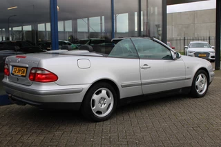 Mercedes-Benz CLK 1999 - Cabrio 230 K. 194pk Automaat Elegance HARDTOP <<NIEUWSTAAT>> TREKHAAK imagem 9