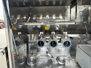 Van Hool N/A 2015 - FOOD / 39.000L / 3-COMP / INOX / NL-trailer / APK: 04/2026 image 36