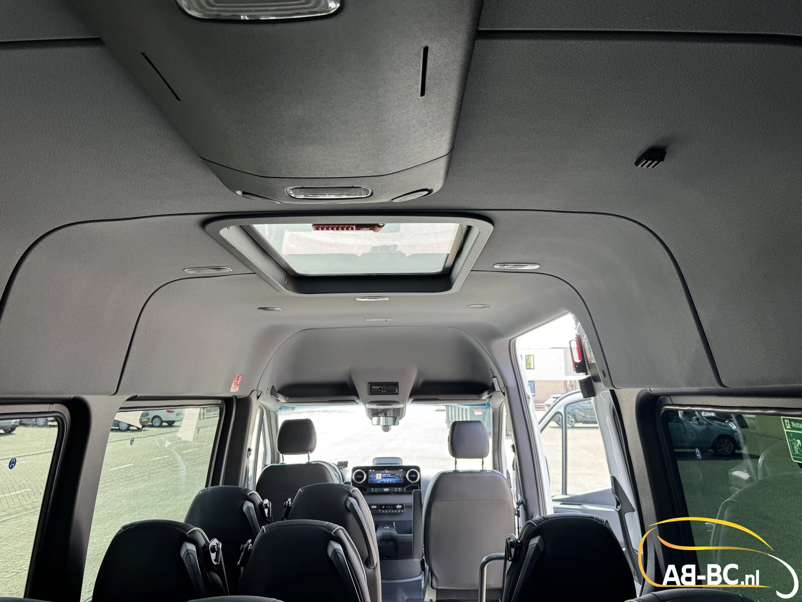Mercedes-Benz Sprinter 2026 - Transfer 45, 21 Seats, Euro 6, Original German Product afbeelding 46