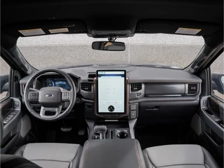 Ford F-150 2023 - Lightning Lariat Standard Range immagine 32