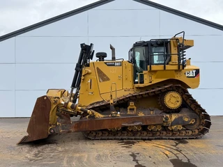 Cat 2016 - D8T LGP - German Machine / Ripper Valve image 2 thumbnail