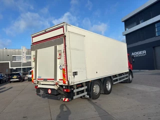 Renault D 2019 - WIDE 320 6x2 / Closed box / Dhollandia obrazek 3