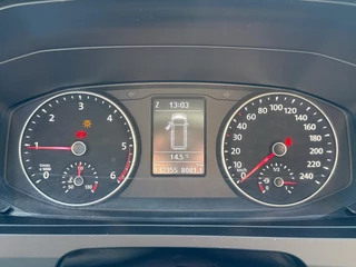 Volkswagen Transporter 2018 - 2.0 TDI L2 Comfortline 115PK AC PDC Carplay Schade image 11