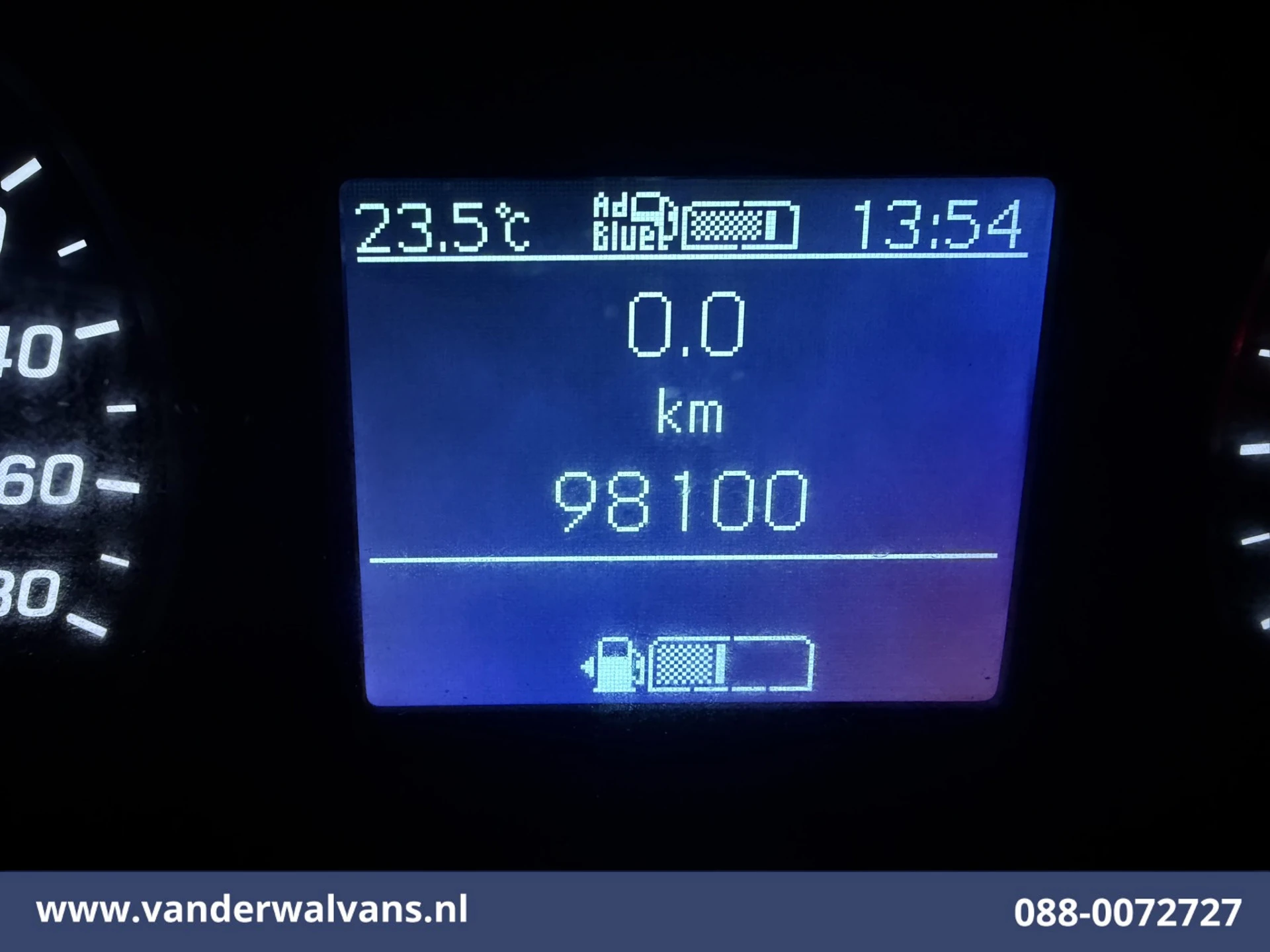 Mercedes-Benz Sprinter 2023 - 211 CDI 115pk L2H2 Euro6 Airco | Trekhaak | Bijrijdersbank afbeelding 19
