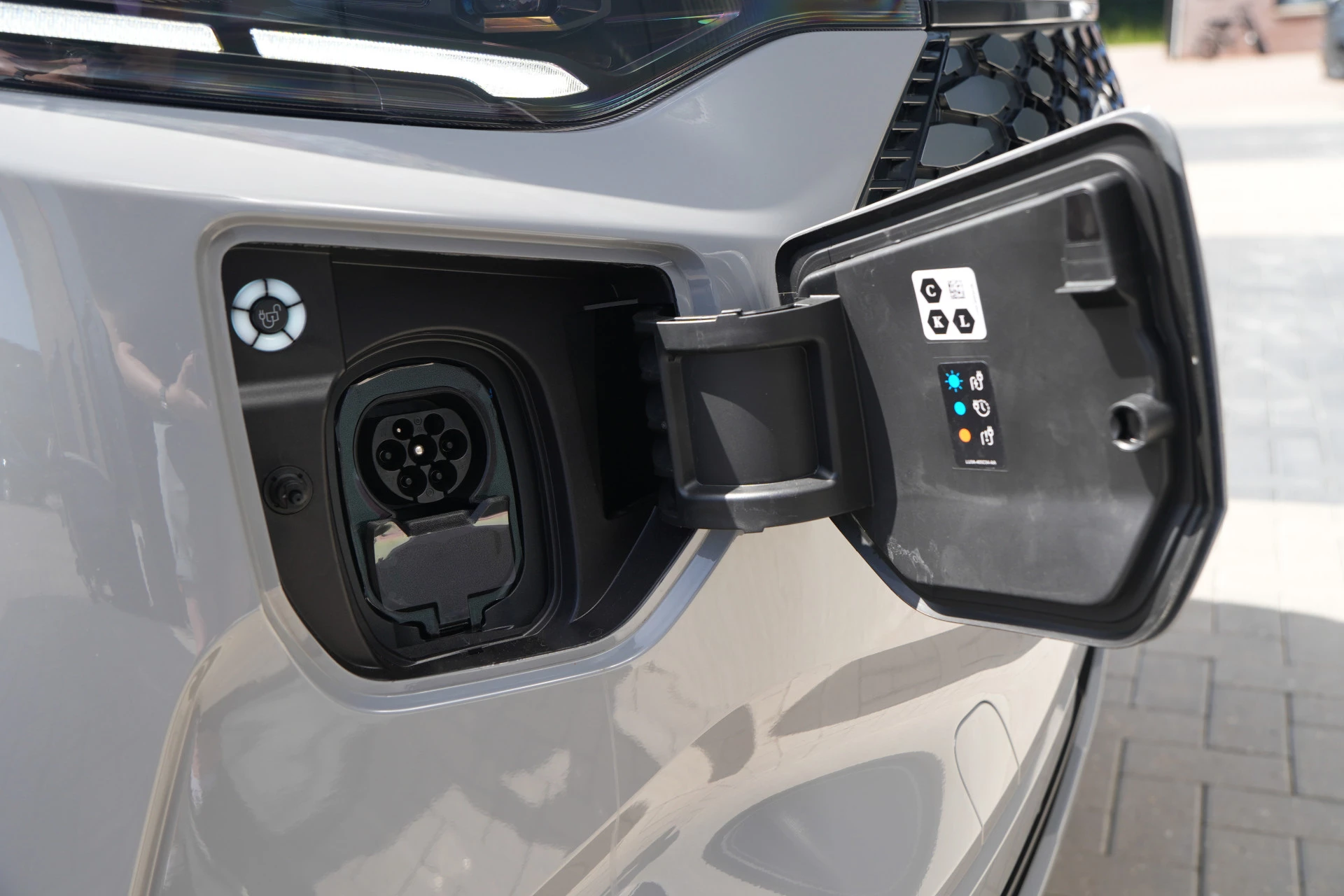 Ford E-Transit Custom 2026 - 340 L2H1 Limited 71 kWh 218pk - 2x Schuifdeur - AGR Bestuurdersstoel - Trekhaak - ACC - B&O - Navi - Stoel/Stuurverwarming - 360 Camera - Blindspot - Rijklaar obrázek 42