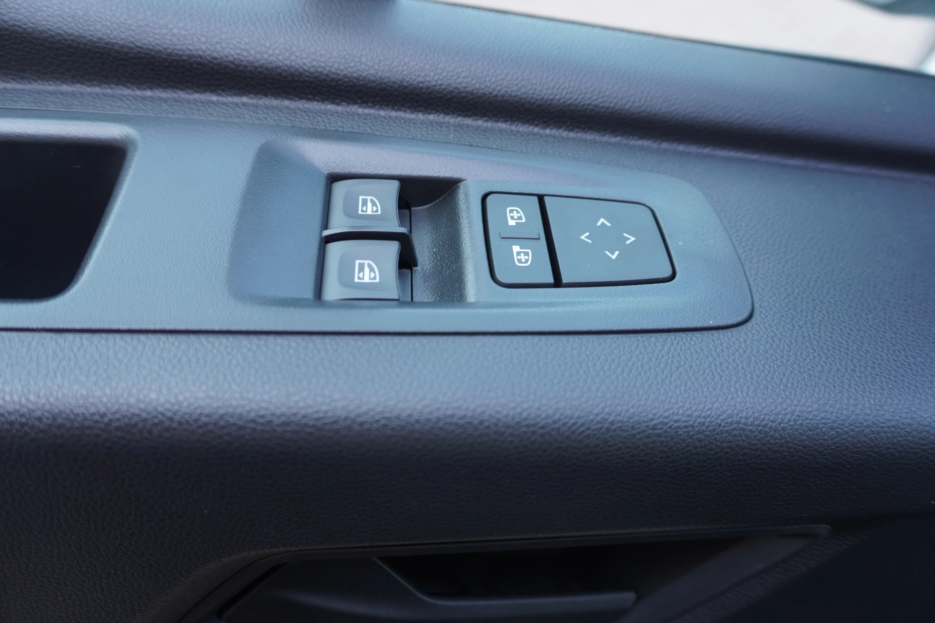 Renault Master 2026 - E-Tech T35 L2H2 Advance long range 87 kWh 143PK Automaat immagine 24