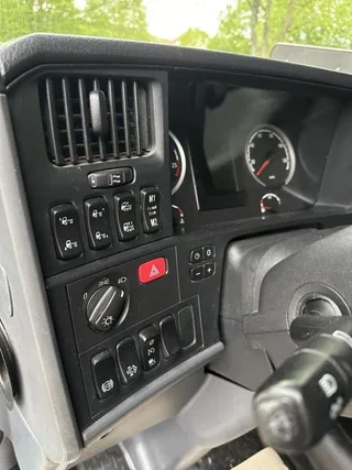 Scania R 2016 - R450 MEGA SZM 4x2 Topline E6 Intarder изображение 26