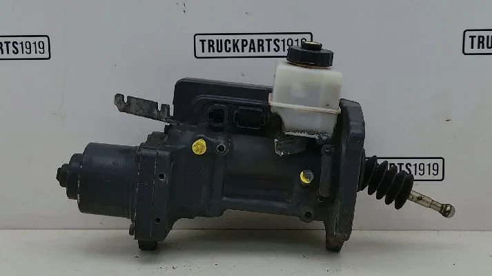MAN 2018 - Gearbox & Clutch Parts Koppelingspomp afbeelding 1