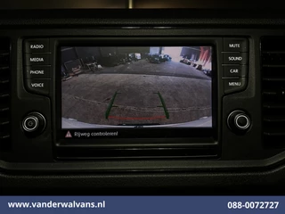 Volkswagen Crafter 2020 - 2.0 TDI 141pk L3H3 (L2H2) Euro6 Airco | Massagestoel | Camera | Apple Carplay | Cruisecontrol obrazek 3