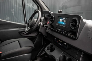 Mercedes-Benz Sprinter 2021 - 315 CDI L3H2 | Automaat | DC 5-Zits | Camera | Cruise | Mbux | Climatronic afbeelding 2 miniatuur