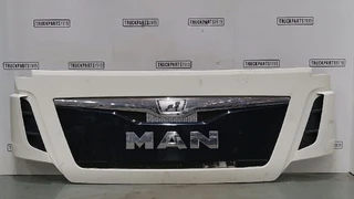 MAN - Body & Chassis Parts Grill TGX à vendre