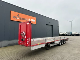 Pacton Oplegger 2020 - platte met twist locks voor 1x40FT / 2x20FT /1x20FT centraal / 1x30FT / alu zijborden / NL trailer / APK 12-2026 bild 1