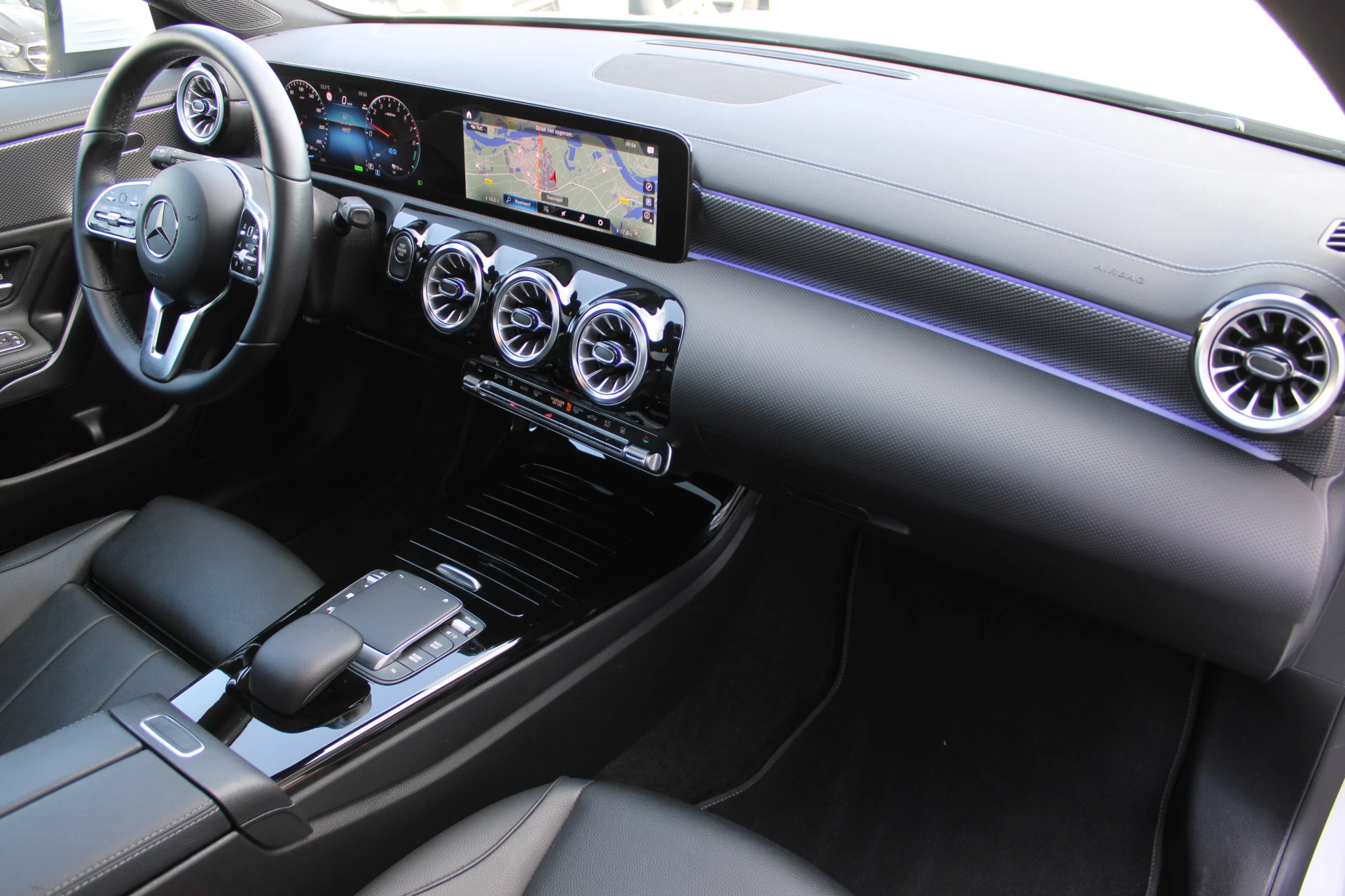 Mercedes-Benz CLA 2022 - Shooting Brake 250e AUT8 Luxury Line PANORAMADAK SFEER LEDER MULTIBEAM KEY-LESS GO obrázek 12