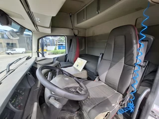 Volvo FH 2018 - FH4-460 / VEB+ / HYDRAULICS / TUV:02-02-2027 / DOUBLE TANK / SMART TACHO V2 / LWDS / FRIDGE / AUTOMATIC / EURO-6-C / 2018 image 23
