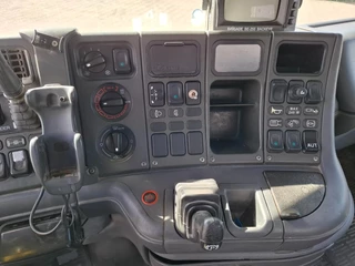 Scania T 2001 - T144-460 / 6X4 / RETARDER / 2XBIG AXLE / HYDRAULICS / FULL STEEL / DRUM BRAKES / ONLY:450014 KM / EURO-2 / 2001 zdjecie 20