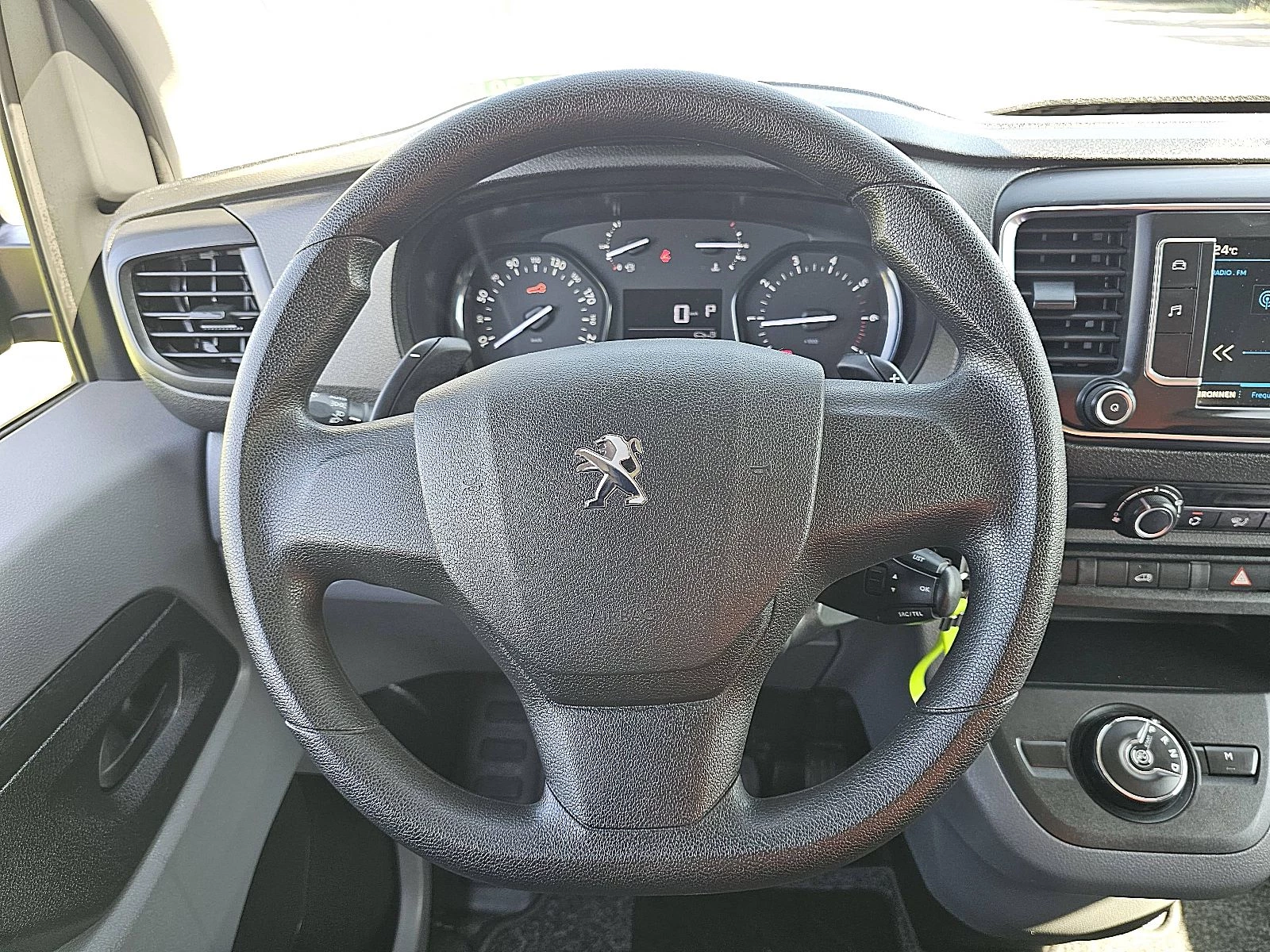 Peugeot Expert 2019 - 2.0 Bild 11