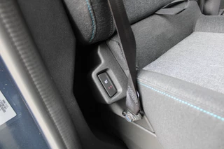 Renault Master 2024 - T35 2.0 dCi 170pk L2H2 Extra - Navigatie - Blind Spot - Camera - Stoelverwarming - Verwarmde voorruit - Rijklaar obrazek 36