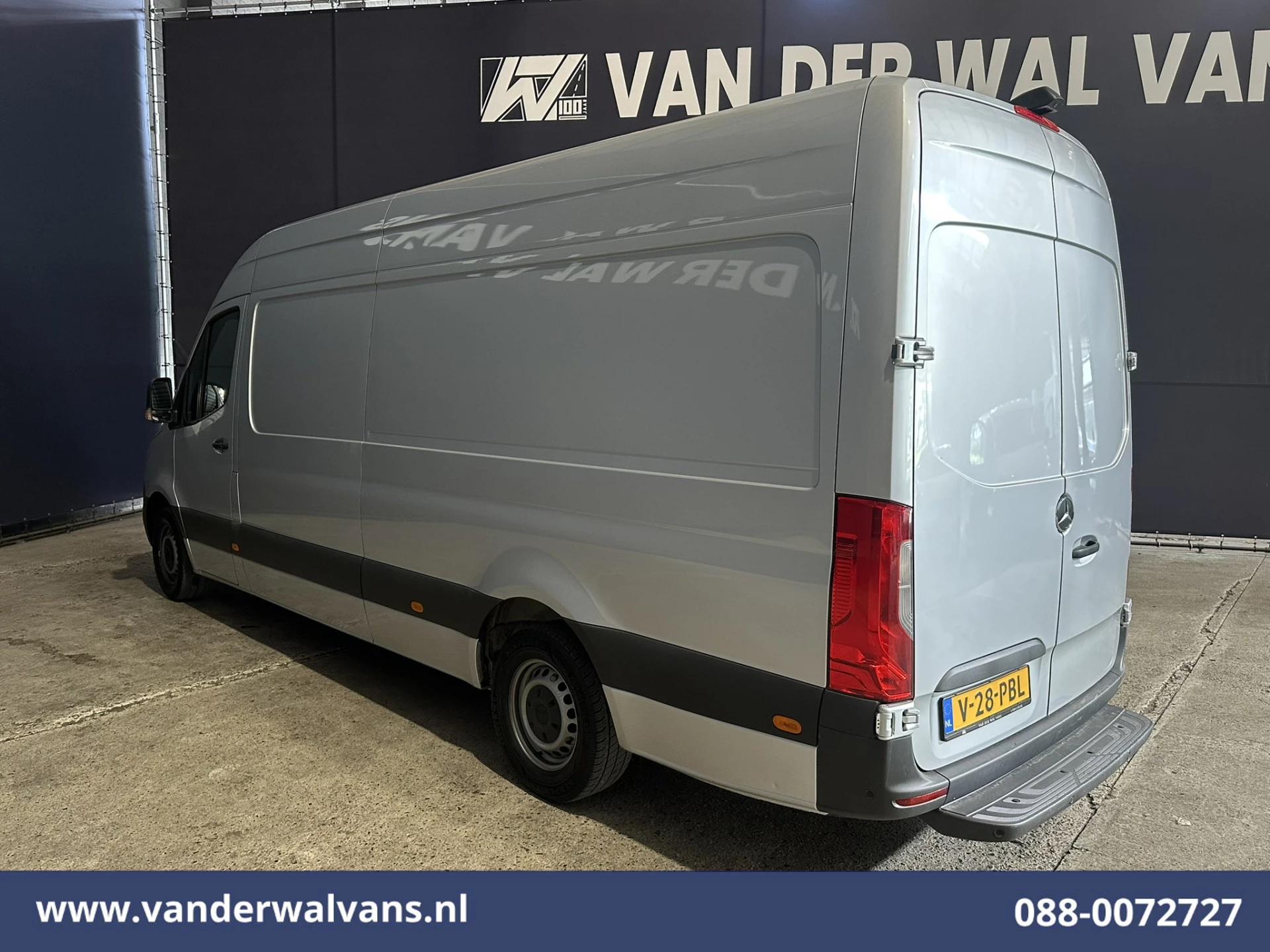 Mercedes-Benz Sprinter 2020 - 314 CDI 143pk L3H2 Euro6 Airco | Camera | Navigatie | Apple Carplay image 10