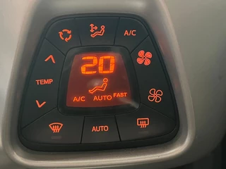Toyota Aygo 2015 - 1.0 VVT-i x-clusiv 2e Eigenaar - Achtercamera - Airco bild 22