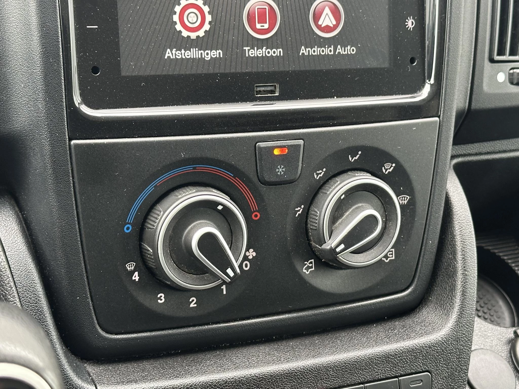 Opel Movano 2023 - 2.2D 165 Zwaar L2H2 3.5t Carplay|Cruise|Airco|Trek afbeelding 9
