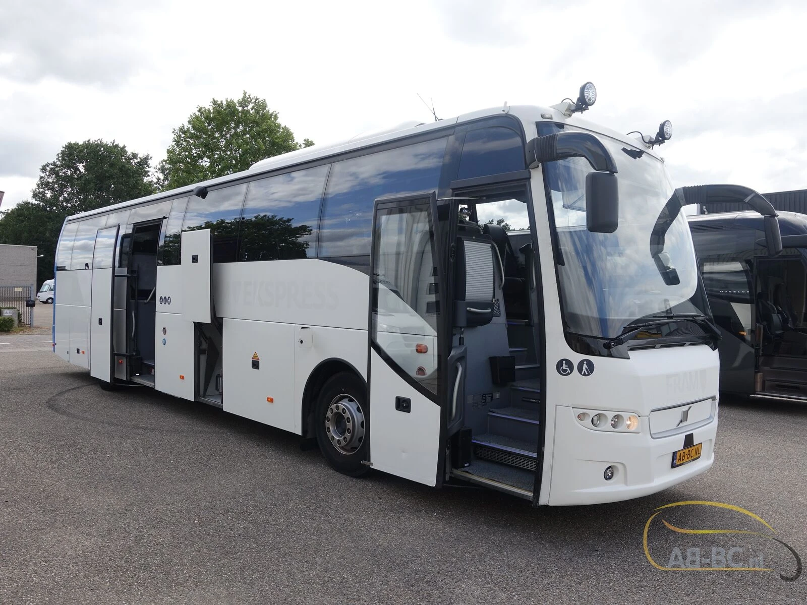 Volvo 9500 - 50 Seats, Euro 6 2016 afbeelding 2