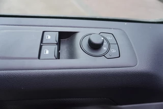 Ford Transit Custom 2024 - 300L 2.0 TDCI 136PK L2H1 Trend obrazek 24