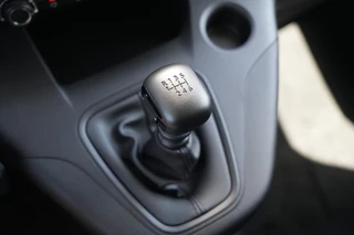 Citroën Berlingo 2024 - 1.5 BlueHDI Club 100pk - Cruise - Airco - Bluetooth - Vloerplaat - Rijklaar obrazek 23