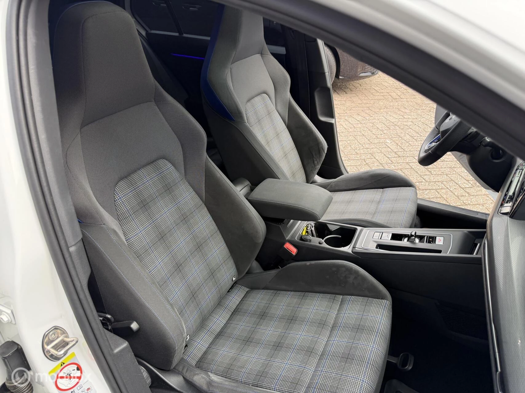 Volkswagen Golf 2021 - 8 1.4 eHybrid GTE 245 PK SOH 93,6% Navi Pano afbeelding 12