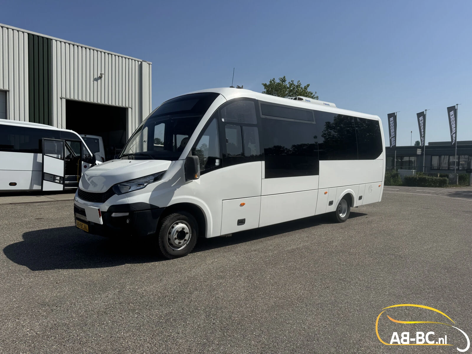 Iveco Rosero First 24 Seats EURO 6 2015 afbeelding 11