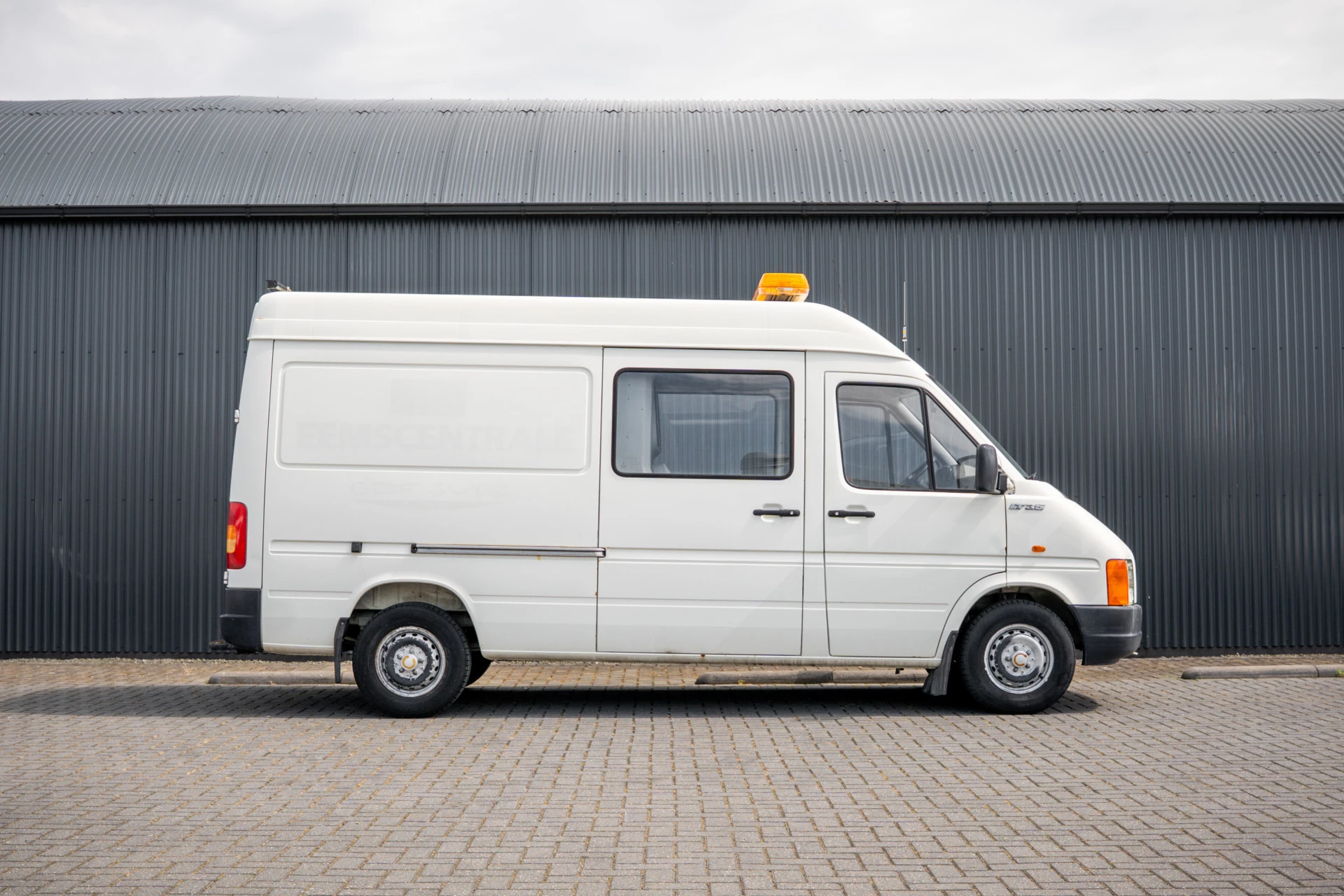 Volkswagen LT 1999 - 2.5 TDI L2H2 | 47.859 KM | 6-Zits | DC | 1Ste eigenaar | Trekhaak afbeelding 6
