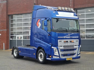 Volvo FH 2020 - 13.500 Globetrotter 4x2 - I Save - I parkcool - 2x tank - Alloy wheels - Full spoiler - Leather te koop
