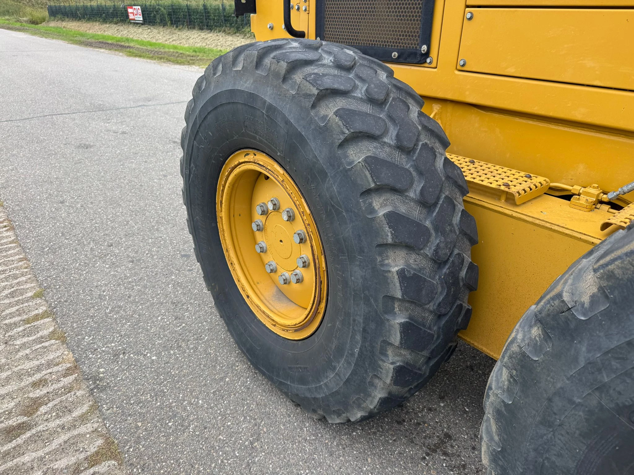 Caterpillar 140M 2010 obrázek 29