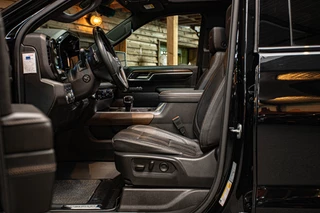 Chevrolet Silverado 2024 - High Country 6.2 V8 image 17
