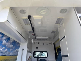 Mercedes-Benz Sprinter 2017 - 319CDI L2H2 AMBULANCE AUTOMAAT V6 MOTORSCHADE immagine 12