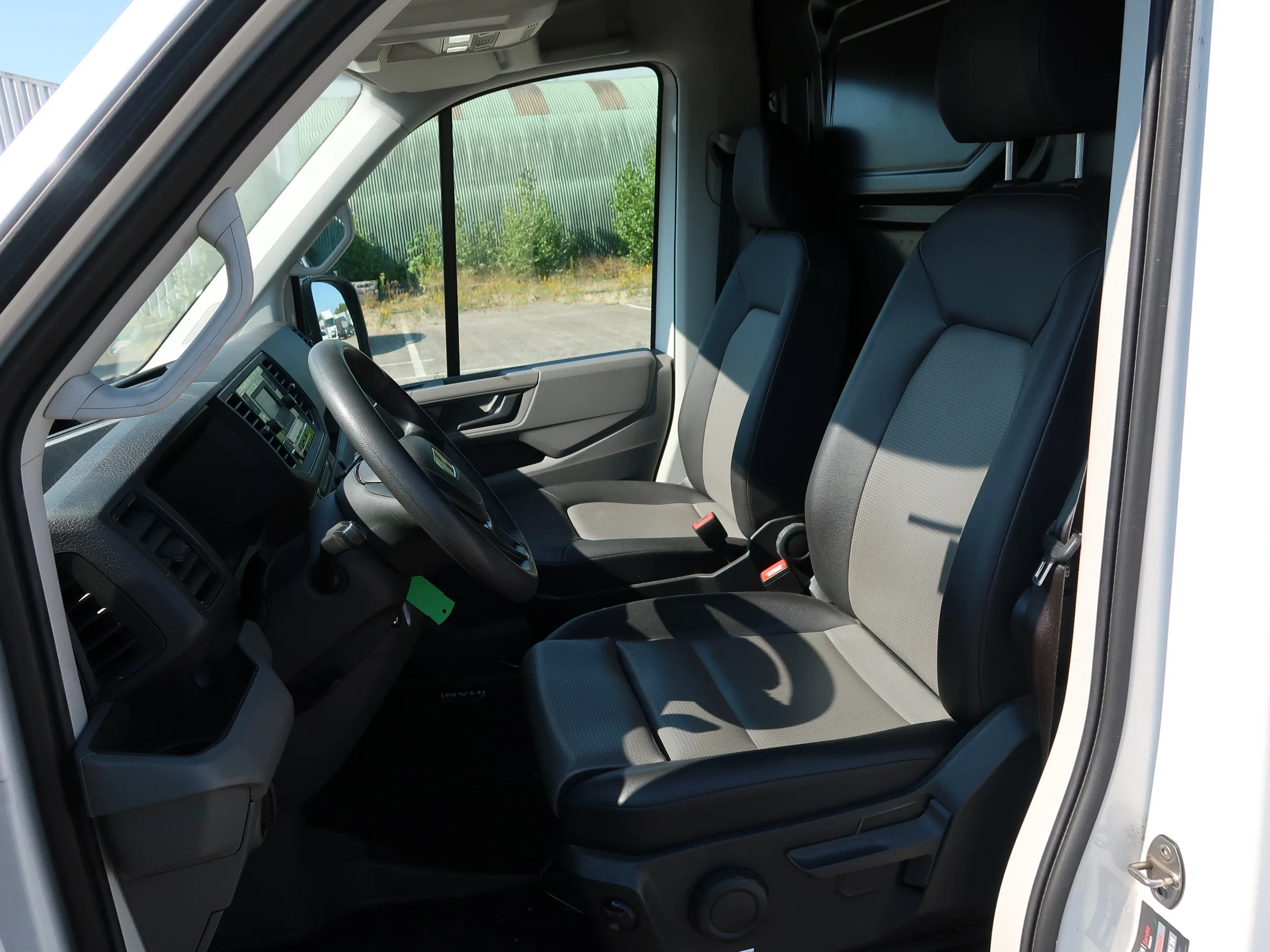 MAN TGE 2021 - 3.140 L4H3, Kast, Full TUV, Holland car, TOP! afbeelding 11